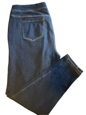Torrid Lean Jean Super Soft Dark Wash Skinny Jeans Size 2S